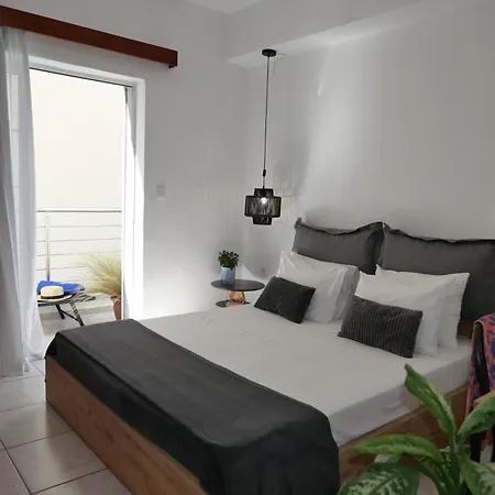 Chania Locals * 干尼亞